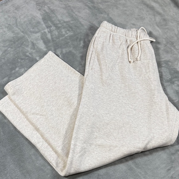 NWT SKIMS Oatmeal Heather Cotton Fleece Classic Straight Leg Pants, size XL - Picture 6 of 7